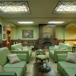 Iva & Elena Hotel