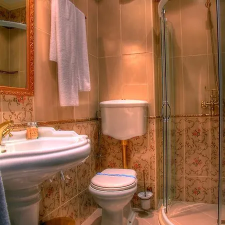 Hotel Iva & Elena 3*