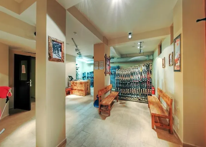 Iva & Elena Hotel 3*